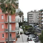 아파트 Viale Repubblica 307 8 A