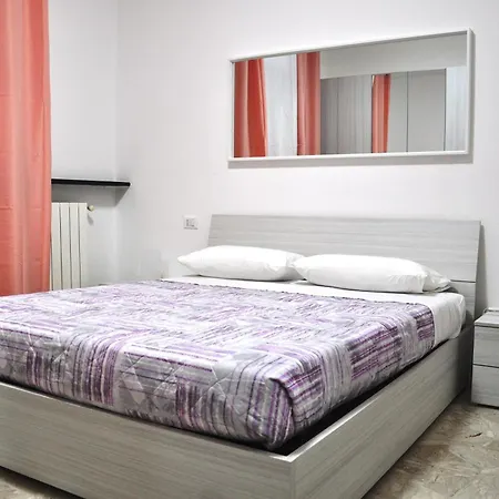 Viale Repubblica 307 8 A 아파트 *