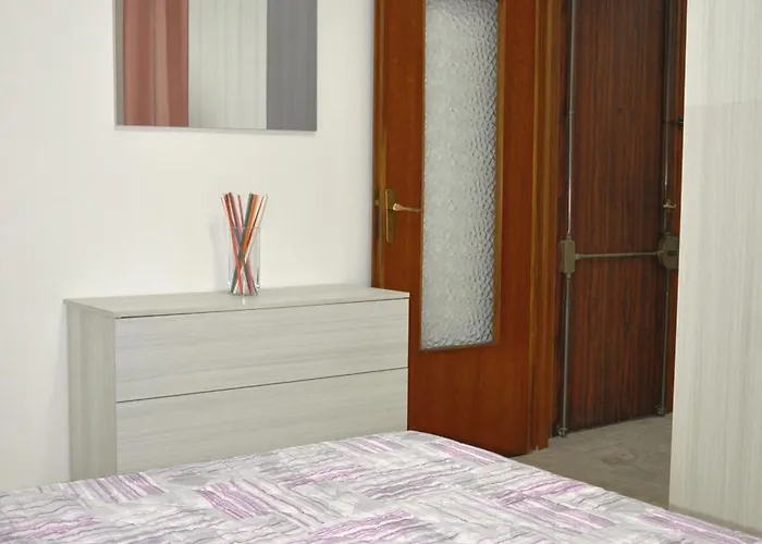 Viale Repubblica 307 8 A *